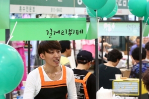 60년 역사 서울 성북구 길음시장 순대 뷔페타운으로 특화