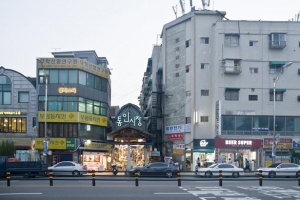 [건축가 황두진의 무지개떡 건축을 찾아서] 청계천 물길 끊긴 자리 시장이 아파트를 낳았네