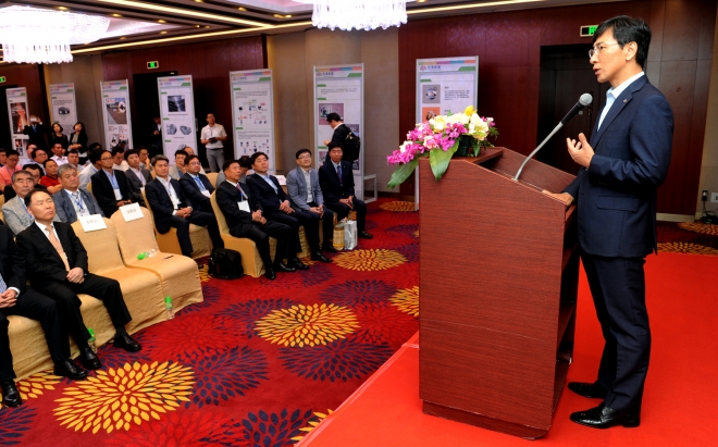 안희정 충남도지사