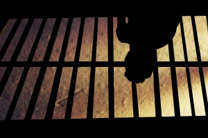 [사건 24시] 필로폰 100억원치 밀수.. ‘김해 마약왕’에 넘긴 마약상 구속