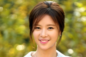 황정음, 4년 만에 이혼 “사유는 개인의 사생활”[전문]