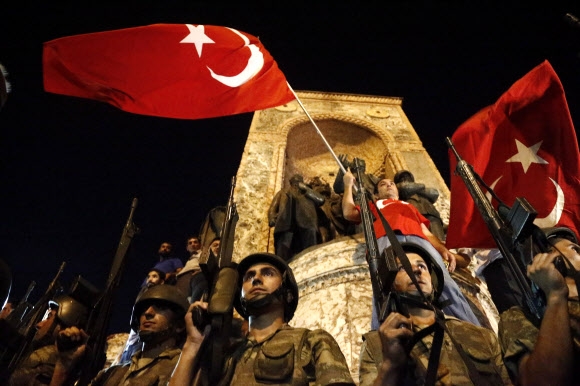 터키에서 군부 쿠데타