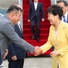 귀국한 朴대통령
