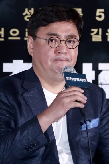 인사말하는 정태원 대표