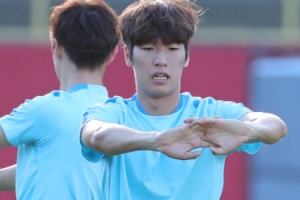 [서울포토] 몸 푸는 최규백