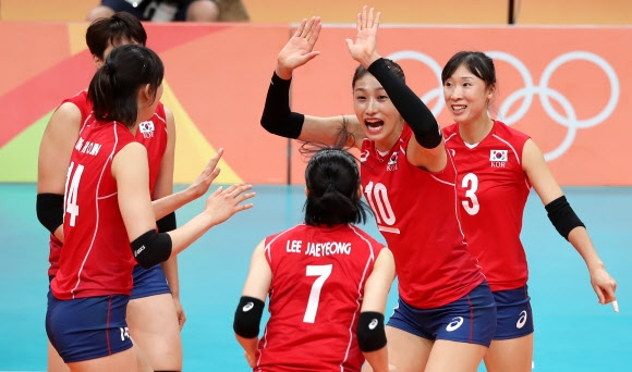 리우올림픽] 여자배구, 숙적 일본에 역전승…세트 스코어 3-1 (속보) | 서울신문