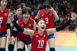 [서울포토] 김연경 ‘일본을 꺾었어요!“