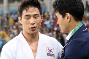 유도 안바울, 패배 후 머리 움켜쥐어…“다 실력이고 핑계”