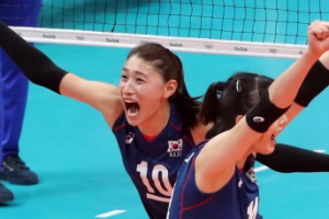 여자배구 김연경 “아쉽지만 자신감을 가졌다…다음 경기 준비할 것”