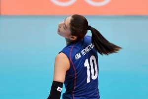 [서울포토] 여자 배구 김연경…‘러시아 만만찮네’