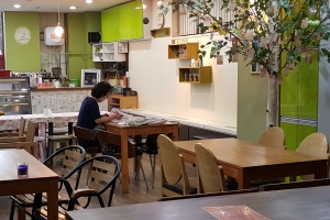 이동형 워킹맘에 ‘以쉼傳쉼’ 쉼터 제공 “더위야 물럿거라”