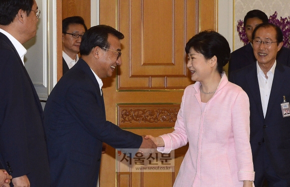 박근혜 대통령과 새누리당 이정현 대표