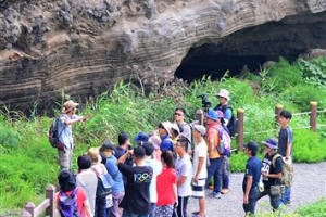 ‘화산학 교과서’ 수월봉 펼쳐보니… 겹겹이 쌓인 역사와 전설