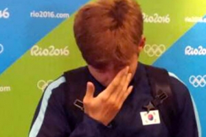 ＜올림픽＞ 펑펑 울어버린 손흥민 “미안해서 동료 얼굴도 못봤습니다”