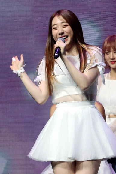 우주소녀 비밀이야 유연정