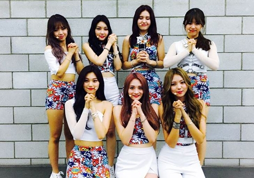 아이오아이 1위