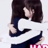 ‘여자친구’ 예린·엄지 ‘엄지척+포옹‘ 끈끈한 우정 “예자매는 사랑입니다”