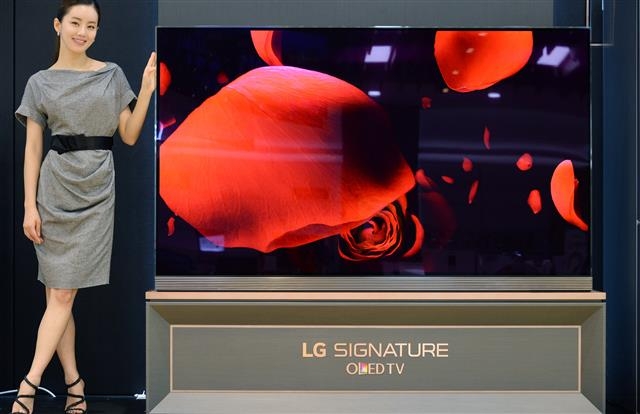 다음달 2일 독일 베를린에서 열리는 가전전시회 IFA 2016에서 공개하는 LG전자의 OLED TV. LG전자 제공