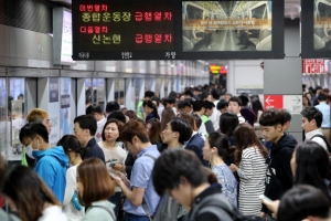 셔틀형 9호선, 지옥철 서울시민 구세주