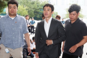 엄태웅 성폭행은 무죄, 성매매는 유죄 혐의로 송치