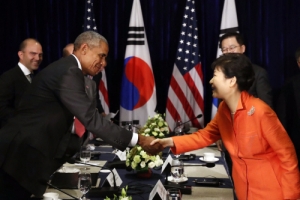 朴대통령, 오바마와 정상회담…靑 “사드 입장, 정상 차원에서 분명히 해”