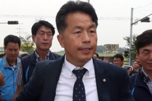 윤종오, 선거법 위반 1심서 벌금 90만원…의원직 유지 가능성 커져