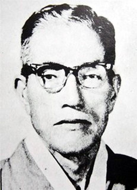 한글학자인 외솔 최현배(1894∼1970) 선생