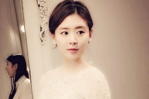 윤석민 약혼녀 배우 김시온…청순한 웨딩드레스 촬영사진 공개