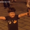 [별난세상] ‘덩실덩실’ 중국 세살짜리 소년의 춤사위