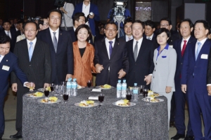 [서울포토] 제20대 국회의원 환영 리셉션