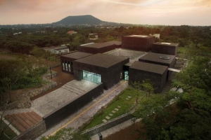 ‘물방울 작가’ 김창열미술관 24일 제주도서 개관 행사