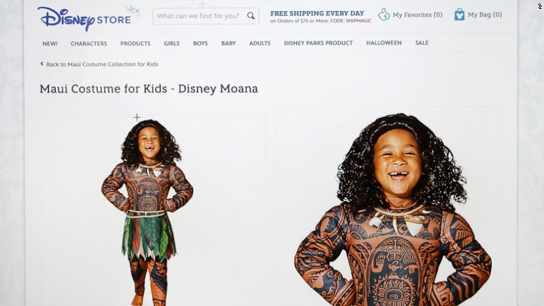 디즈니 '모아나' 홍보용 아동복 인종차별 논란