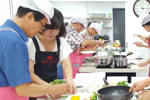 서울 양천구 할아버지 15명의 감동의 요리대회