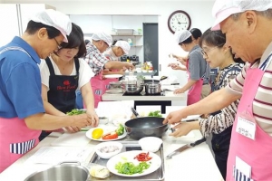 아내·손주 사랑으로 물드는 ‘황혼’