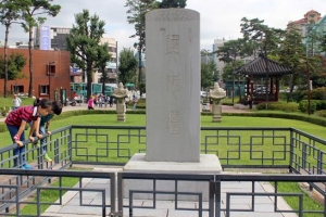 [서울미래유산 역사탐방] 일제에 유린당한 한서린 남산 기슭… 애국지사 동상 ‘혼’ 달래는 호국의 길