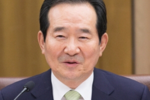 정세균 의장 “탄핵 지연 필리버스터 허용 안할 것”