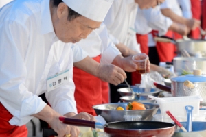 [서울포토] 마포구 ‘삼식이 요리대회’