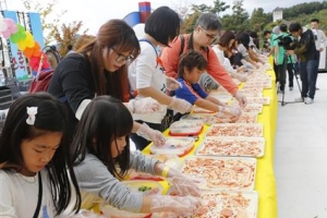 [우리동네 흥겨운 축제] 쭉~ 늘어나는 임실치즈… 체험하는 재미도 쭉~ 늘어나요