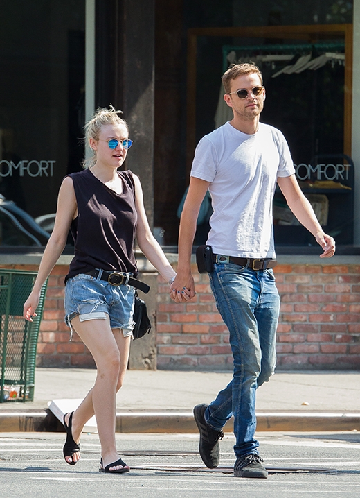 다코타 패닝 제이미 스트라찬