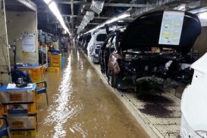[태풍 차바] 현대車 “침수 피해 차량 안 판다…사내 연구용으로 쓸 것”