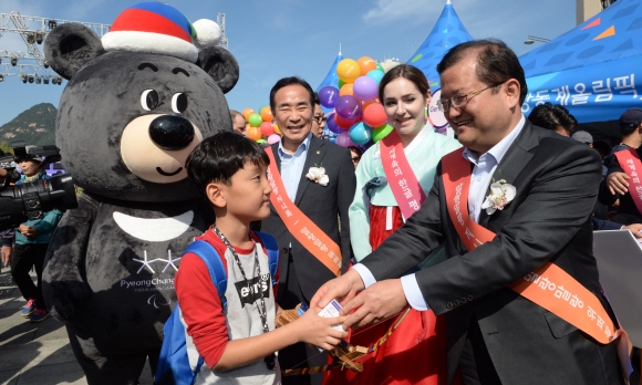 한글날 맞은 자동 통·번역시스템 ‘지니톡’
