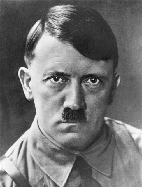 아돌프 히틀러(Adolf Hitler)