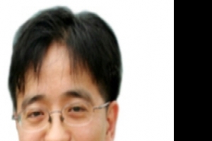 형제 공무원 세상 떠나며 남긴 퇴직연금 모교에 기부