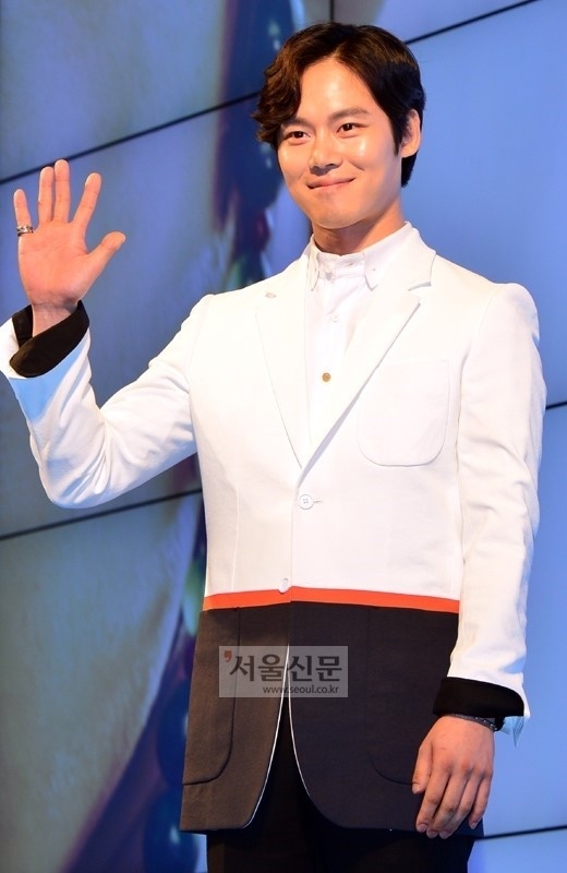 ‘평양까지 이만원’ 한주완