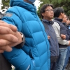 [서울포토] 단단히 낀 팔짱…故백남기 장례식장 앞 인간 철벽