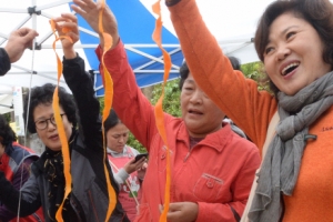 어쩜 이리 잘 깎았단감