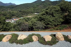 지리산서 생태환경예술제 열려 공연과 영국 대지예술가 작품 전시