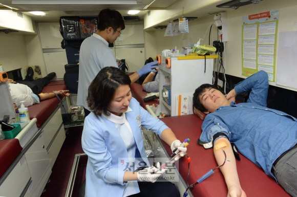 찬바람 불던 날… 성동구청엔 헌혈 온기 