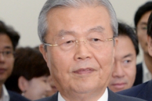 김종인 “대통령, 아직도 권력 행사 뜻…사태 심각성 몰라”