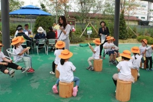 태양광 LED 반짝, 아이들 눈빛도 반짝